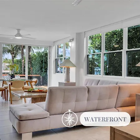 Suite By Beach Waterfront Lago Key Two
